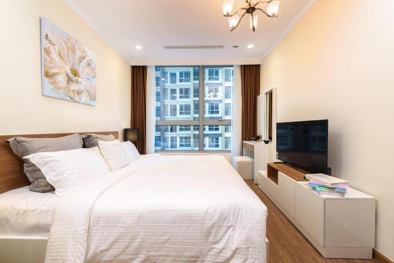 Homes By Christine - Vinhomes Central Park Ho Chi Minh-staden Exteriör bild